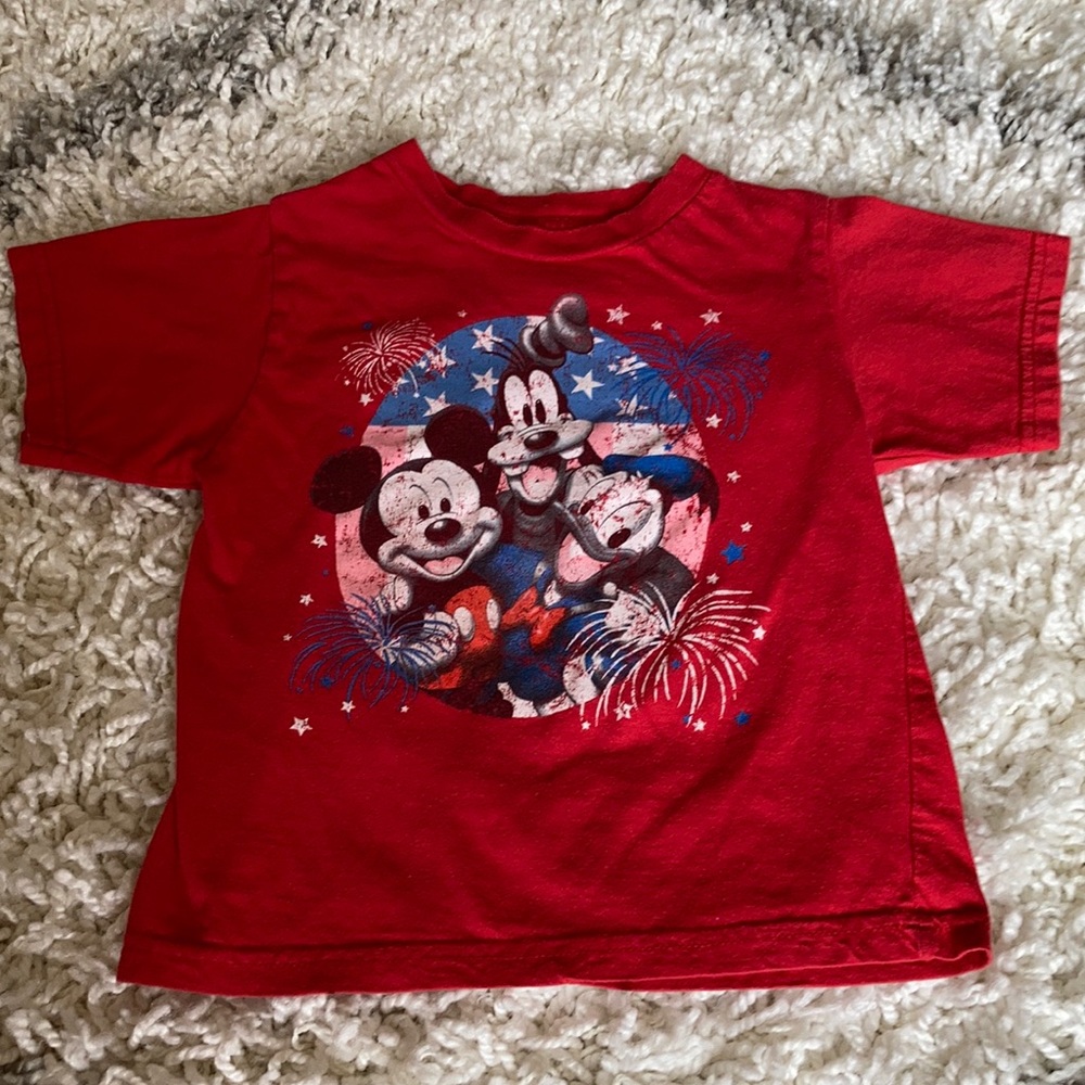 Disney Short Sleeve Youth Shirt Size 4T